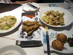 -阿瓦山寨·湘菜现炒·剁椒鱼头王(咸阳总店)