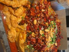 -江边城外烤全鱼(世茂广场店)