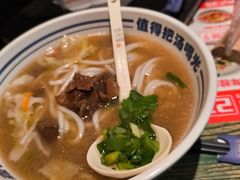 -鑫花溪牛肉米粉(东环大润发店)