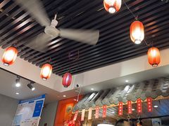 -爆炸头阿姨小四川正宗川味小吃(无任何分店)