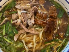 -镇南锅盖面馆(解放路店)