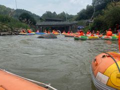 -虎啸峡漂流