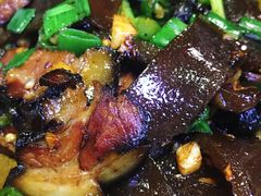 腊肉炒蕨粑-苗湘食府(十年店)