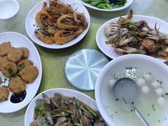 -锐记美食店·现捞海鲜(闸坡店)