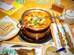 -娜仁图雅蒙古美食村(33小镇店)