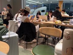 -星巴克(浦东机场T2到达店)