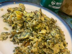刺老芽炒蛋-闯关东东北农家菜(崂山石老人店)