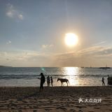 等待最美落日 据说金巴兰海滩拥有全世界最美的落日