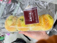 咸蛋黄肉松包-心乐生活新鲜屋(星海广场店)