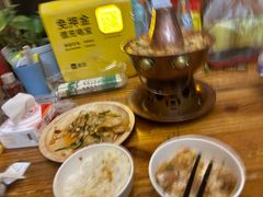 -蜗牛小馆醉乡民谣云南菜(惠新西里店)