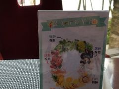 餐具摆设-广州凤凰城酒店-维也纳西餐厅