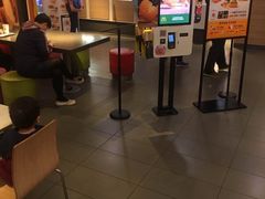 -麦当劳(江湾镇店)