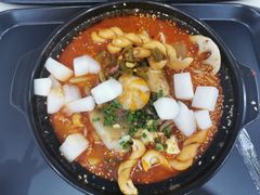 -锅神麻辣烫