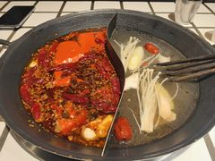 -贰回巷火锅馆(钟楼店)