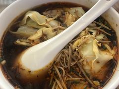 -笑来喜馄饨小笼工坊店(湖滨街店)