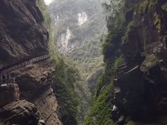-龙水峡地缝景区