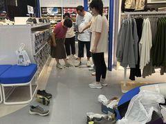 -SKECHERS 斯凯奇(上海国际时尚中心店)