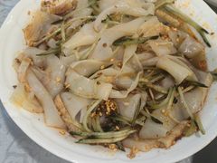 -汗腾格里·风味餐厅(新疆驻京办店)
