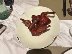 脆皮妙龄鸽-新荣记(新源南路店)