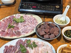 -华哥新鲜猪精品美食