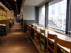 靠窗位-夫妻肺片·中华老字号·正宗川菜(春熙路店)