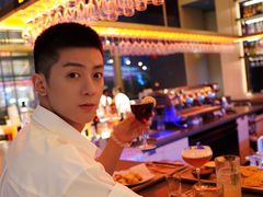 -星巴克臻选(上海合生汇1F店)