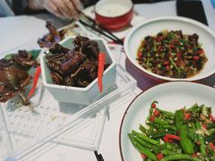 -老湘亲·品鉴湘菜(蔡塘爱琴海店)