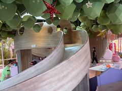 -水桶王国主题餐厅·聚会·生日派对·亲子活动·家庭套餐(亚龙湾希尔顿店)