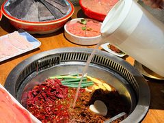 -城墙拐拐火锅(三峡广场黑金冠店)