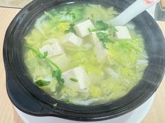 -闫家驴肉老店(华电一校店)