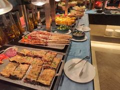 -亚龙湾希尔顿自助餐厅·海鲜·烧烤·沙滩BBQ·现场乐队