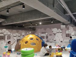 -MINI MARS KIDS CLUB亲子家庭中心(长宁天山店)