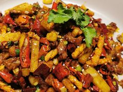 三江三椒绝情兔-渔语鱼新川菜Bistro(万象天地店)
