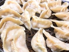 荤三鲜烫面角-老王烫面角(北京路店)