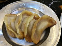 牛肉锅贴-清真·玛丽亚新疆菜主题餐厅(浙江中路店)