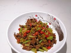 小炒黄牛肉-慕湘精致湖南菜(水贝店)
