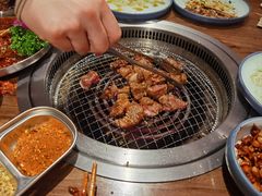 -明洞阿姨·韩式酱蟹烤肉·创意料理(三元桥店)