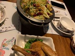 鲁氏手撕香酥鸡-馬蘭花開(车站大道店)