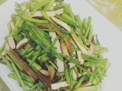 水芹炒干丝-味好美土菜(迎宾东路店)