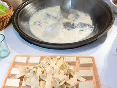 -陈大锅·岳阳鱼馆·地道岳阳菜(美食街店)