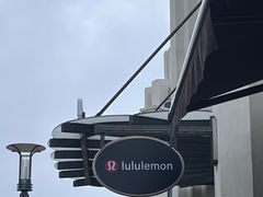 -lululemon(比斯特购物村店)