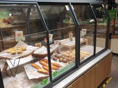 面包甜点陈列柜-仟吉KenGee(21世纪店)