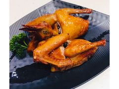 生炸脆皮乳鸽-龙记香港茶餐厅(久光百货店)