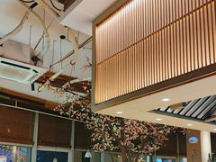 -蜜桃餐厅·伴山(湖滨商业街店)