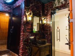 -MAX伯爵趣味互动密室逃脱(大坪D馆店)