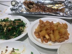 -峨嵋小镇·川菜(勒泰中心店)