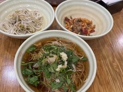 特色招牌鸭杂面-晓马鸭店(新芜路店)