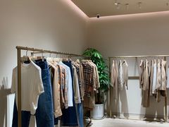 -王府井百货(中州中路店)