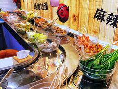 -百品聚旋转火锅(号外店)