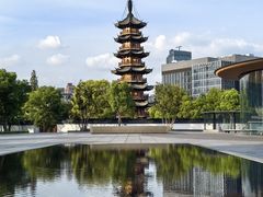 -龙华寺